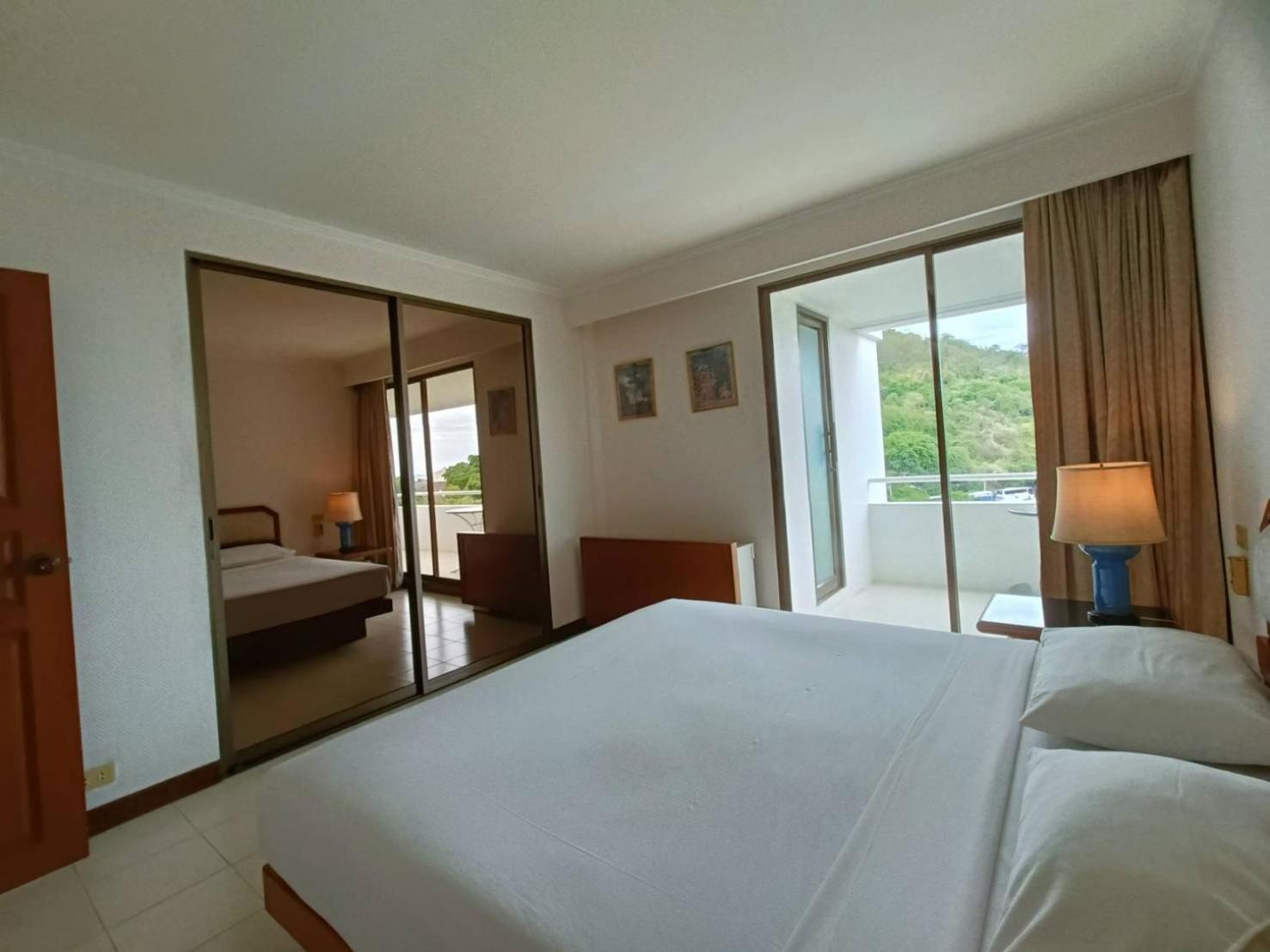 The Monaco Residence Pattaya Exterior photo
